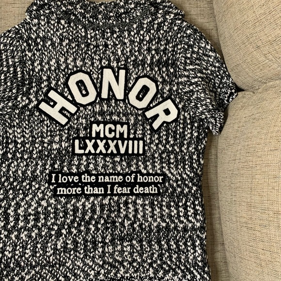 💫HP‼️💫 NWOT HONOR THE GIFT Honoree Camp Sweater in Marled Black/White, Size XS - Picture 7 of 10